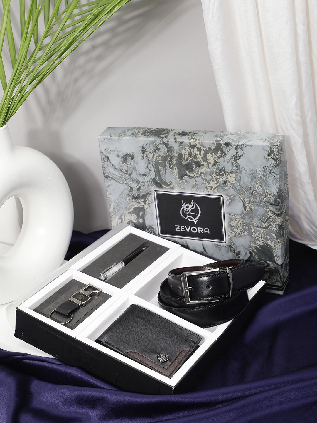 ZEVORA Men Accessory Gift Set of