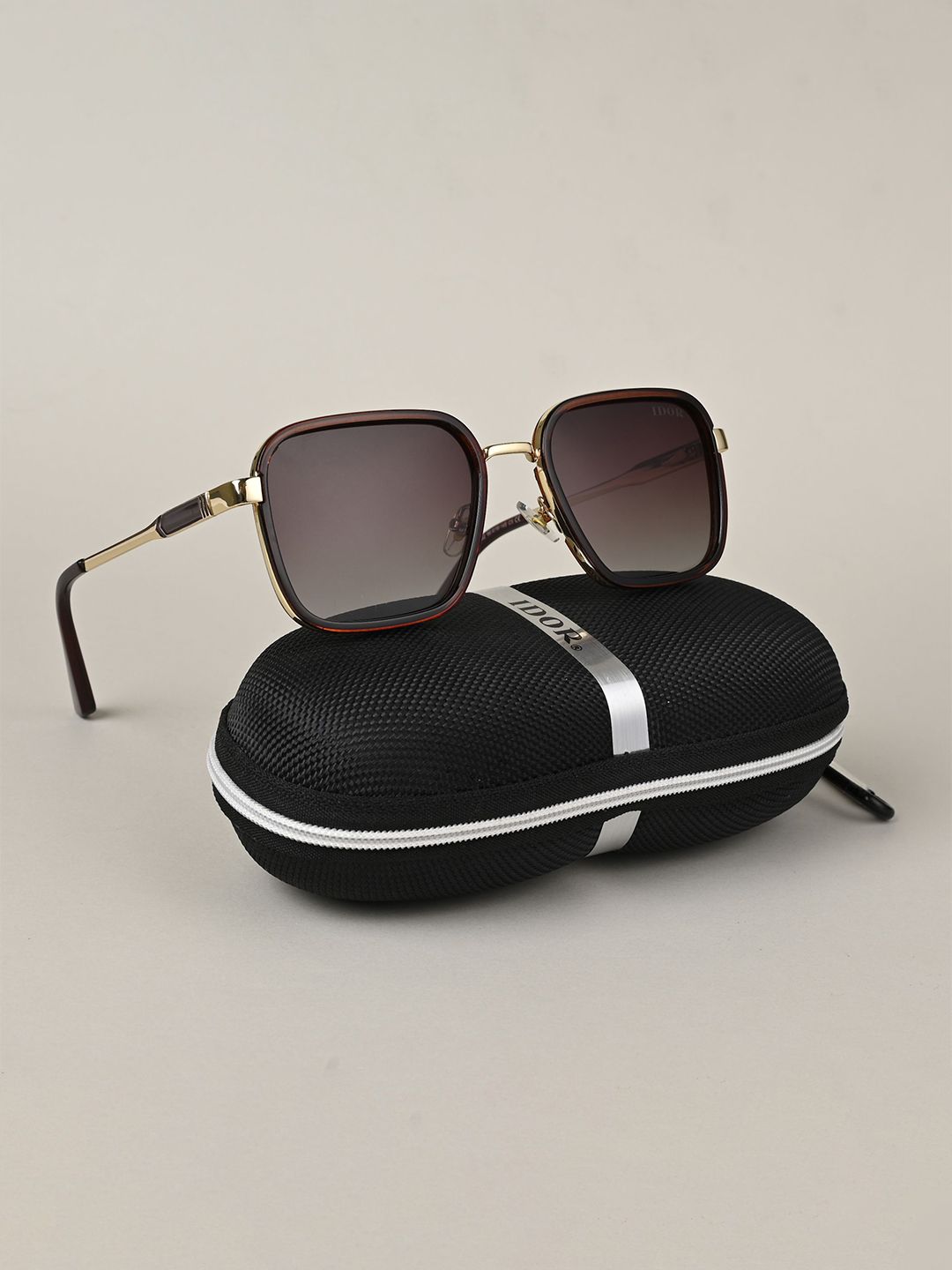 IDOR Unisex Square Sunglasses with Polarised Lens