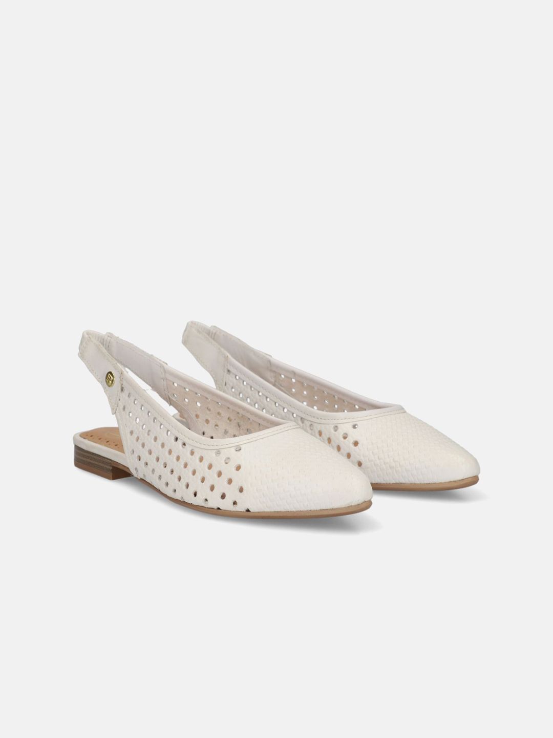 BAGATT Women Ballerinas with Laser Cuts Flats