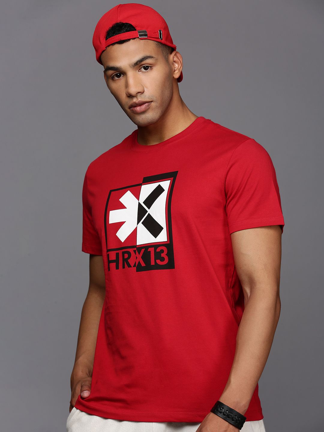 HRX by Hrithik Roshan Men Graphic Printed Round Neck T-shirt