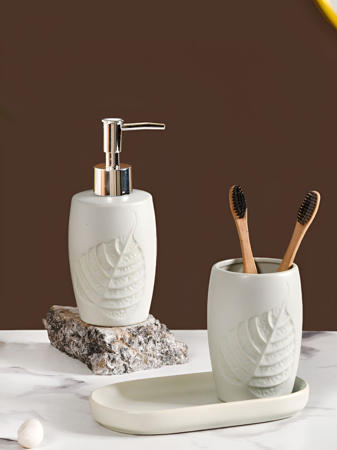 Nestasia Green & Silver-Toned 3 Pieces floral Ceramic Contemporary Matte Soap Dispenser
