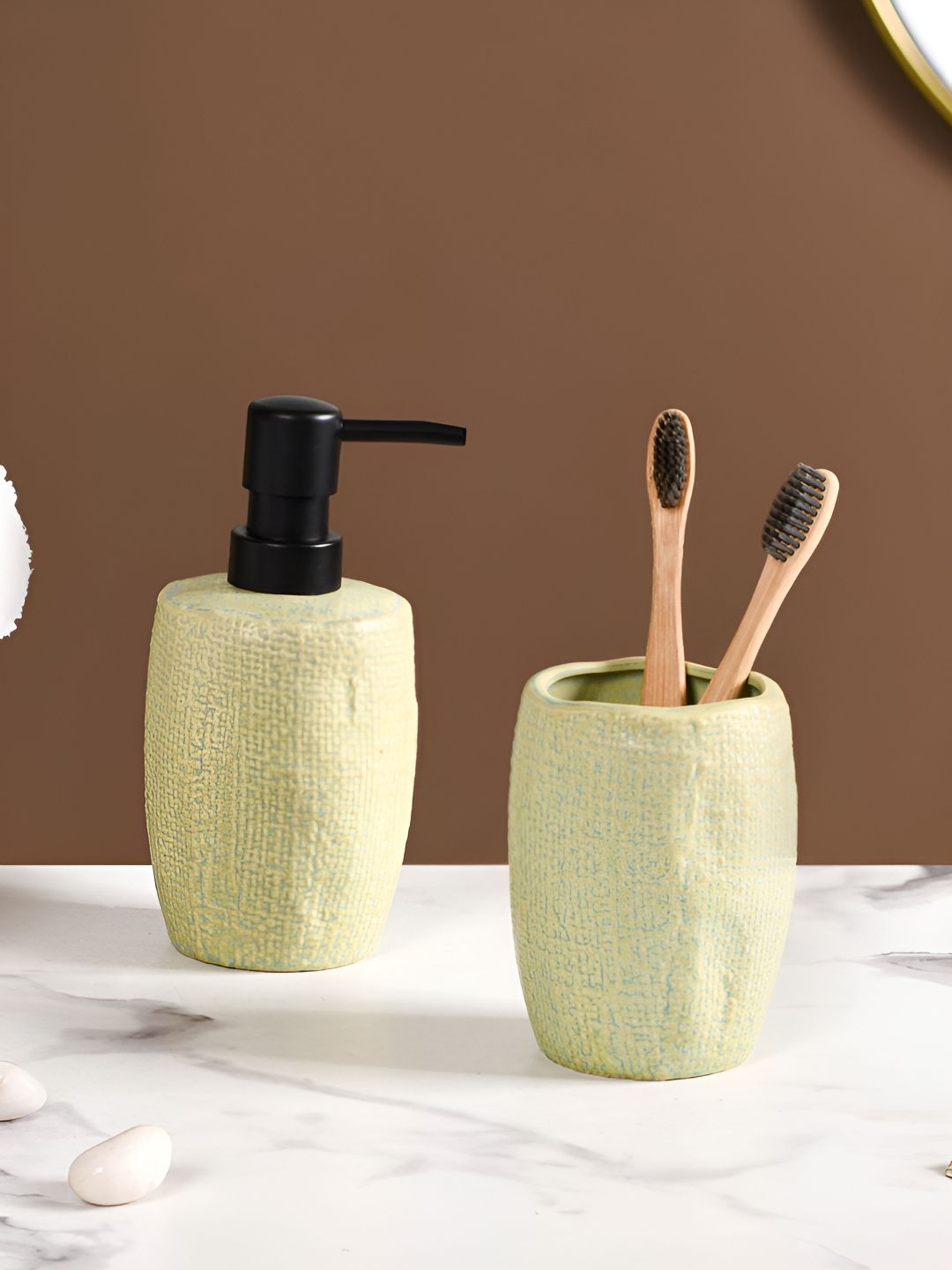 Nestasia Green & Black2 Pieces Textured Ceramic Contemporary Matte Soap Dispenser