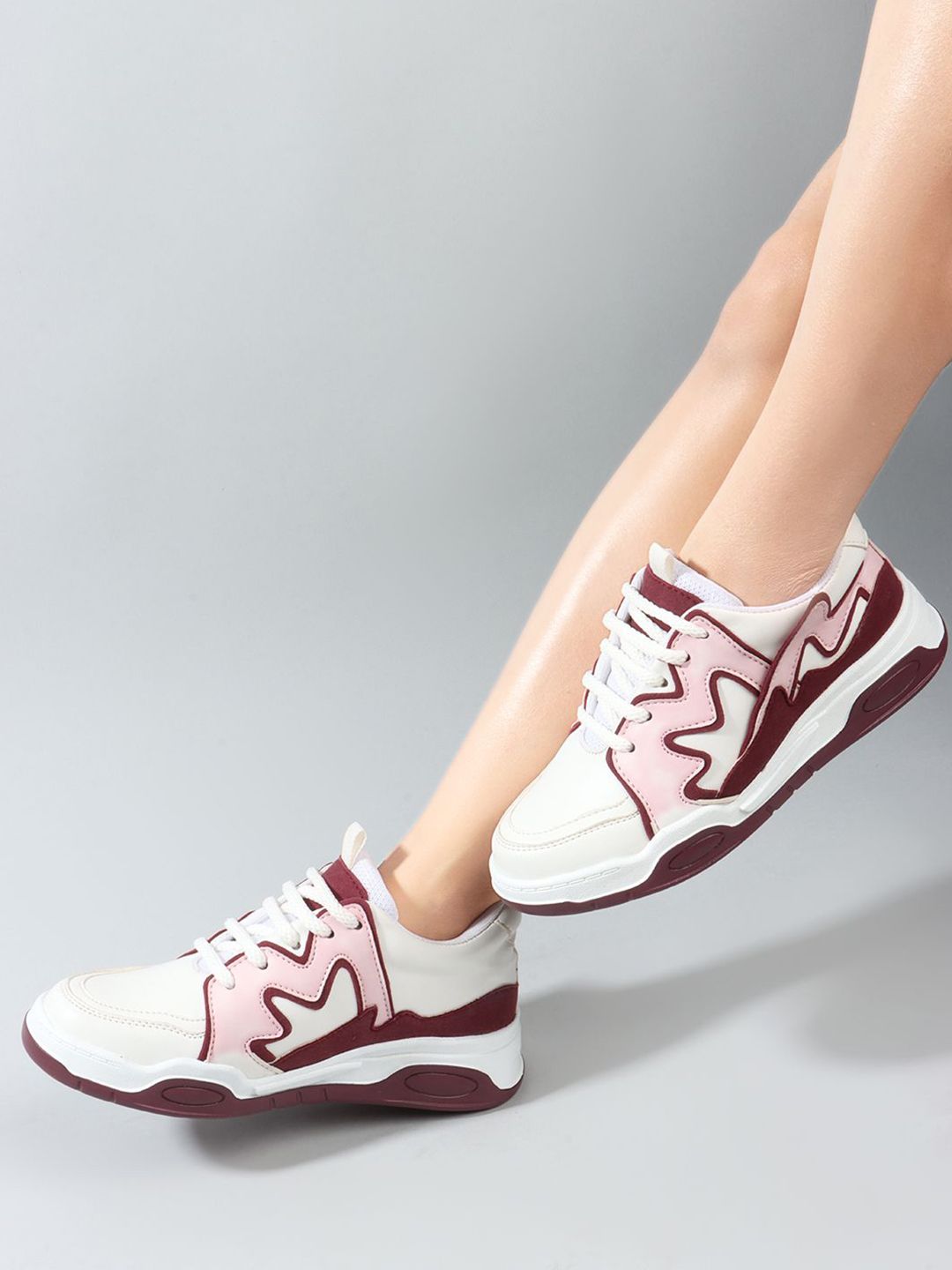 The Roadster Lifestyle Co. Maroon Women Colourblocked Sneakers