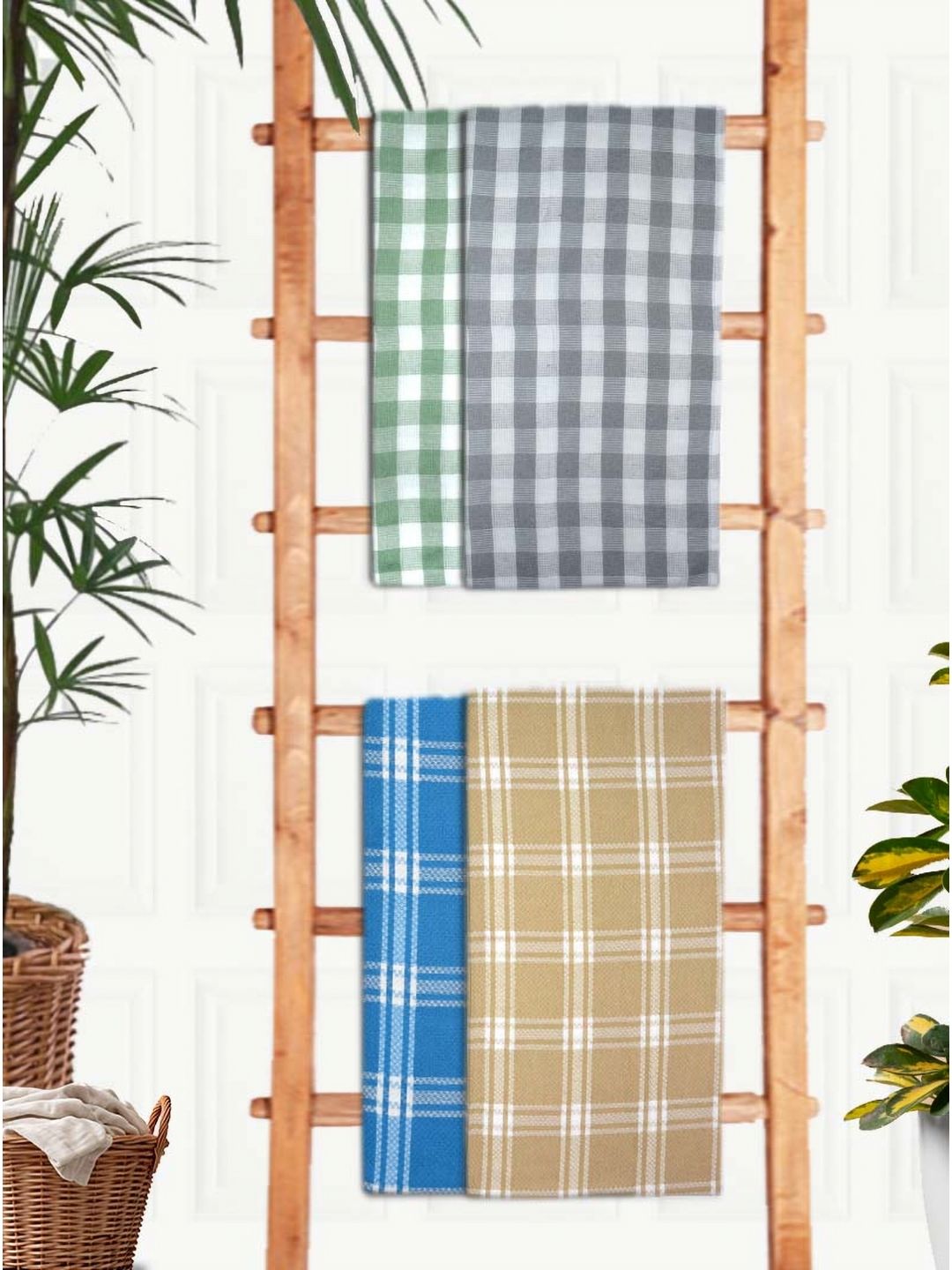 Athom Living Blue & Green 4 Printed Cotton 210 GSM Bath Towel