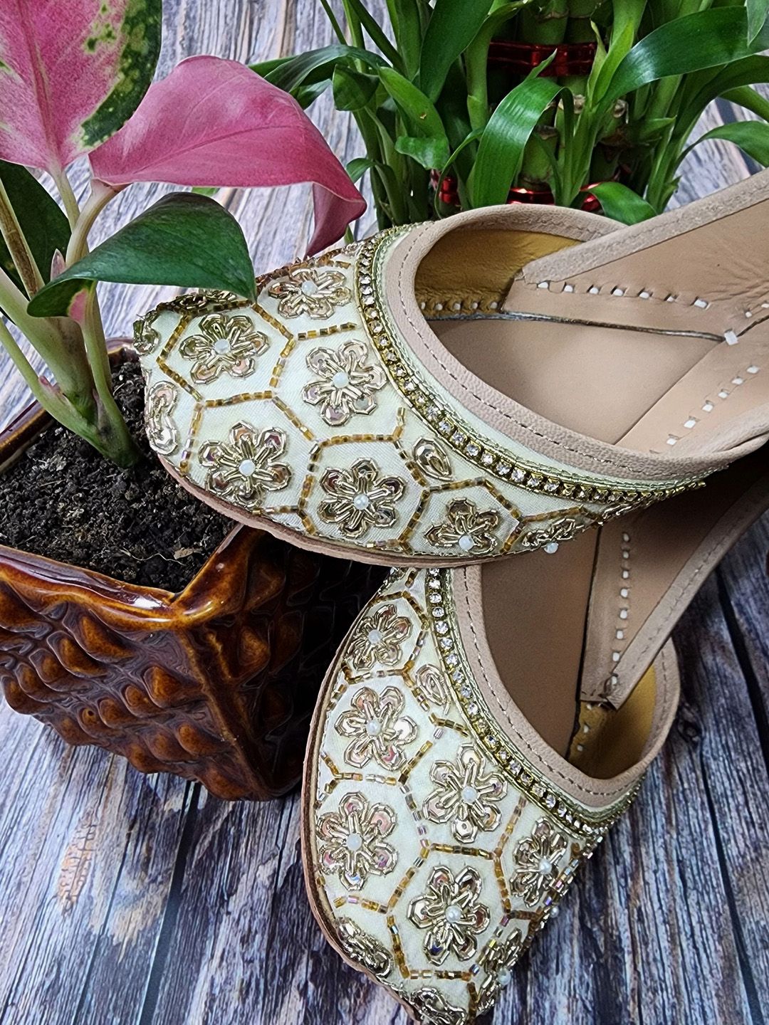 Fulkari Women Ethnic Ballerinas with Bows Flats