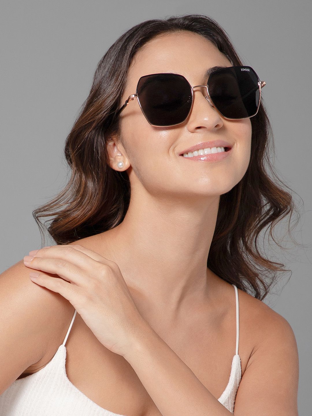IDOR Unisex Square Sunglasses with Polarised and UV Protected Lens IDOR-3112-C1