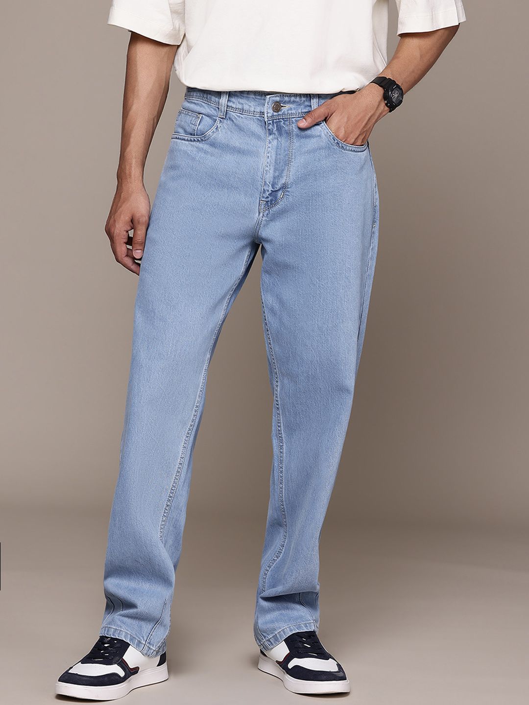 The Roadster Lifestyle Co. Men Loose Fit Non-Stretchable Jeans