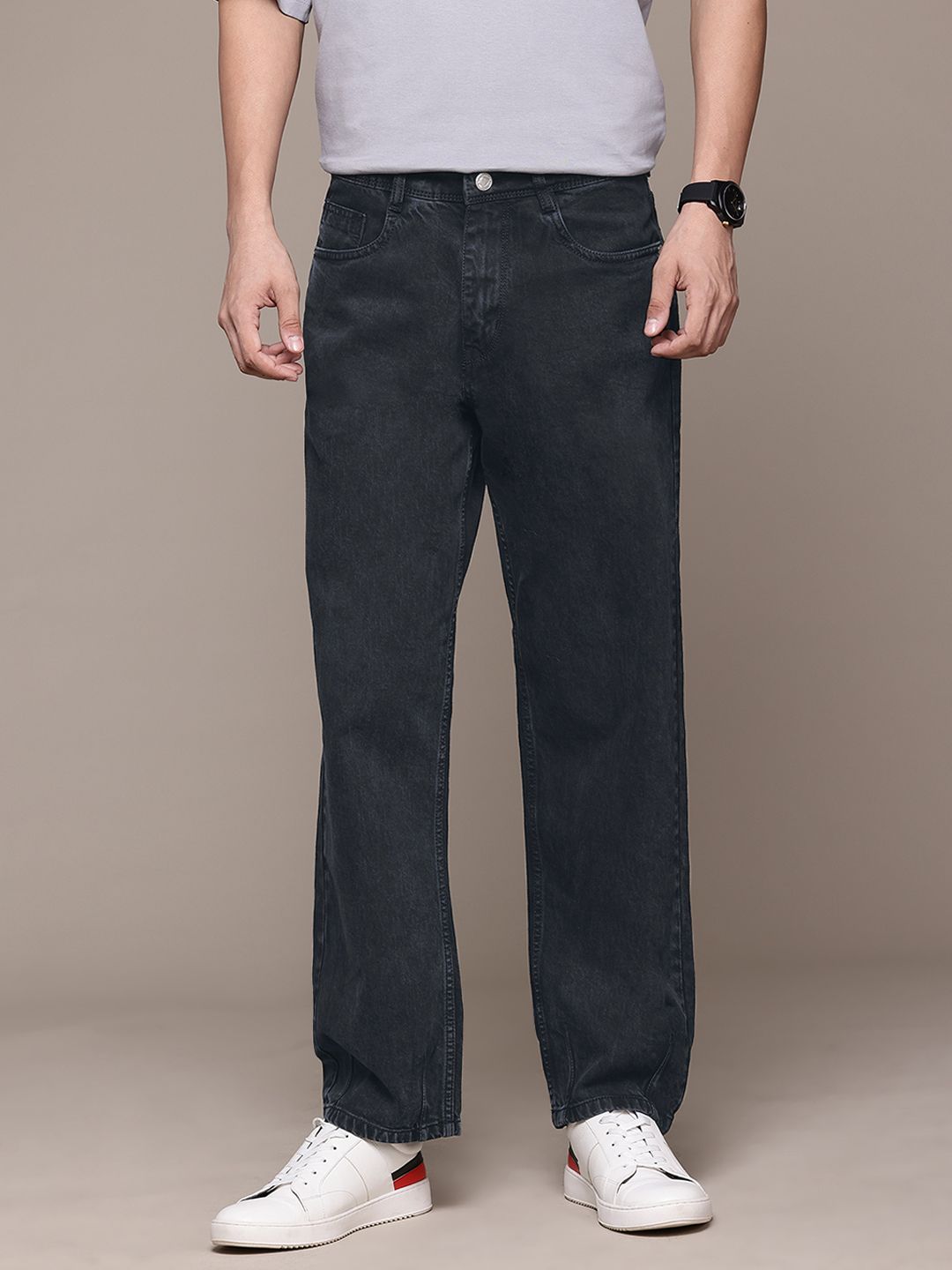 The Roadster Lifestyle Co. Men Pure Cotton Loose Fit Jeans