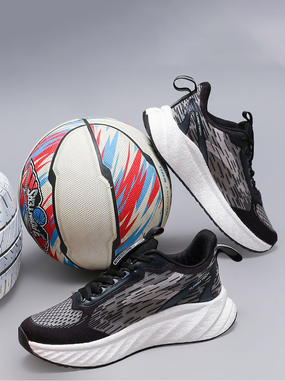Action Men Mesh Running Non-Marking Shoes