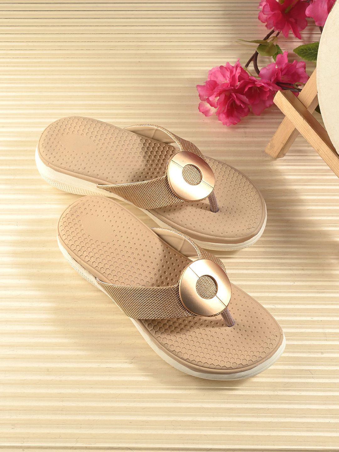 Layasa Women Rubber Sliders