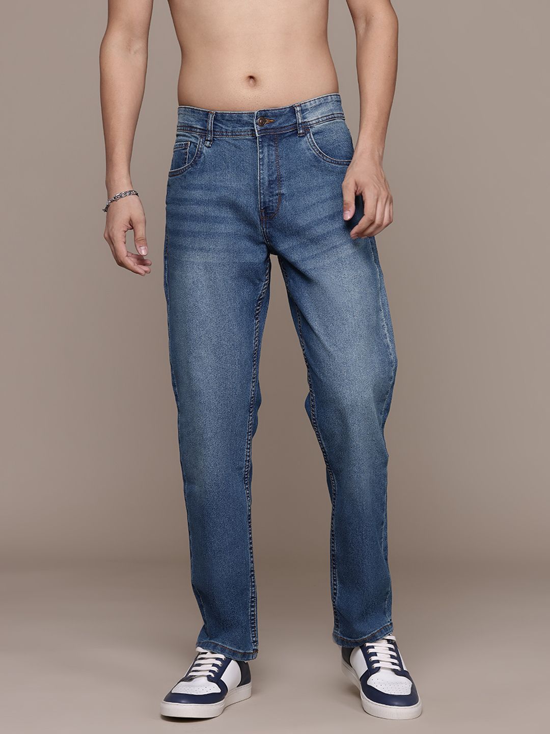 The Roadster Lifestyle Co. Men Relaxed Fit Jeans