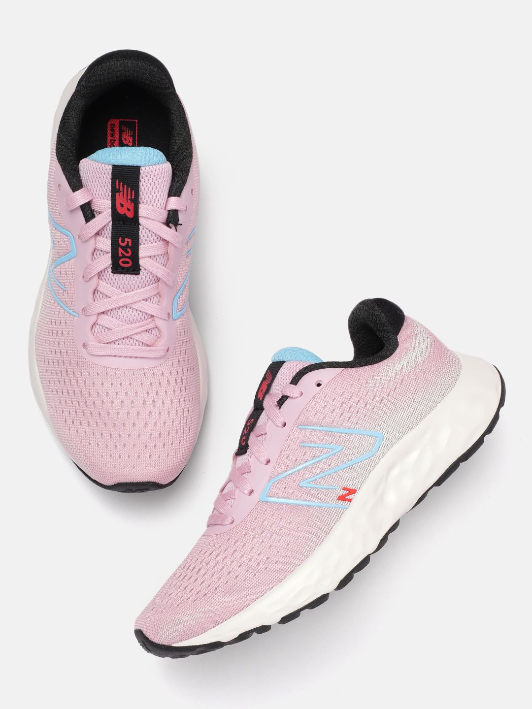 New Balance Women 520  Running Shoes