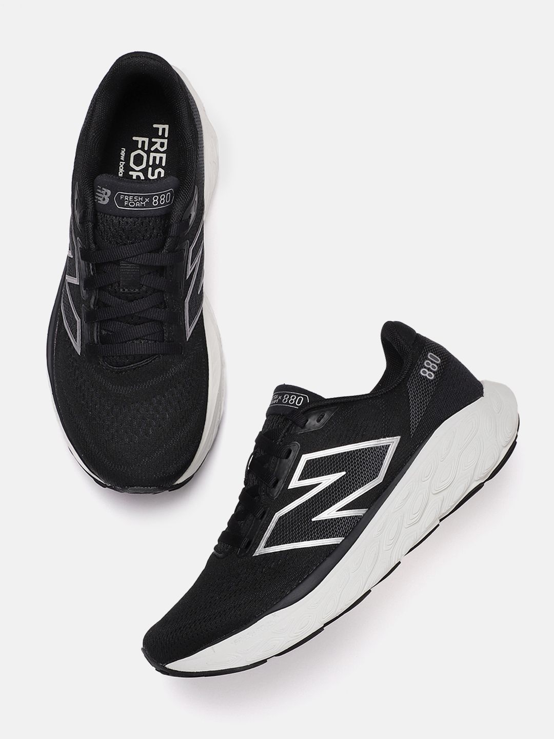 New Balance Women 880 Running Shoes