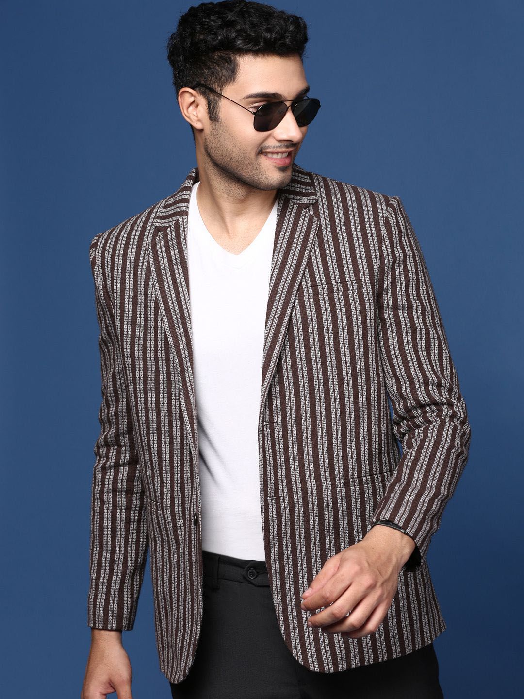 SHOWOFF Checked Cotton Slim Fit Single Breasted Blazers