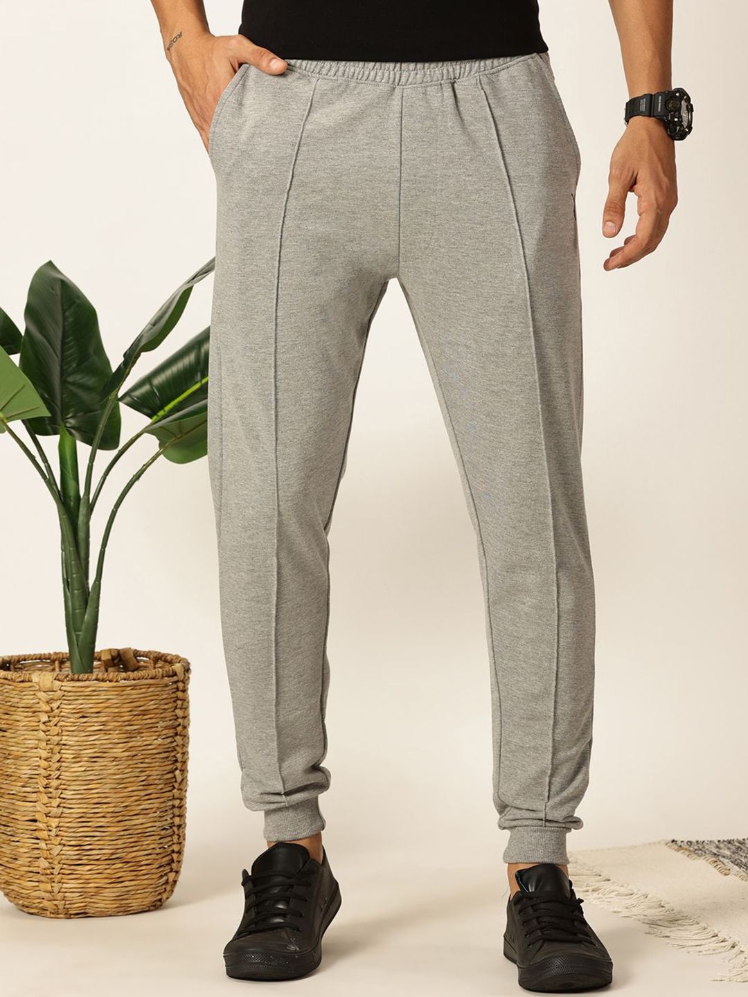 Thomas Scott Men Slim Fit Mid-Rise Joggers