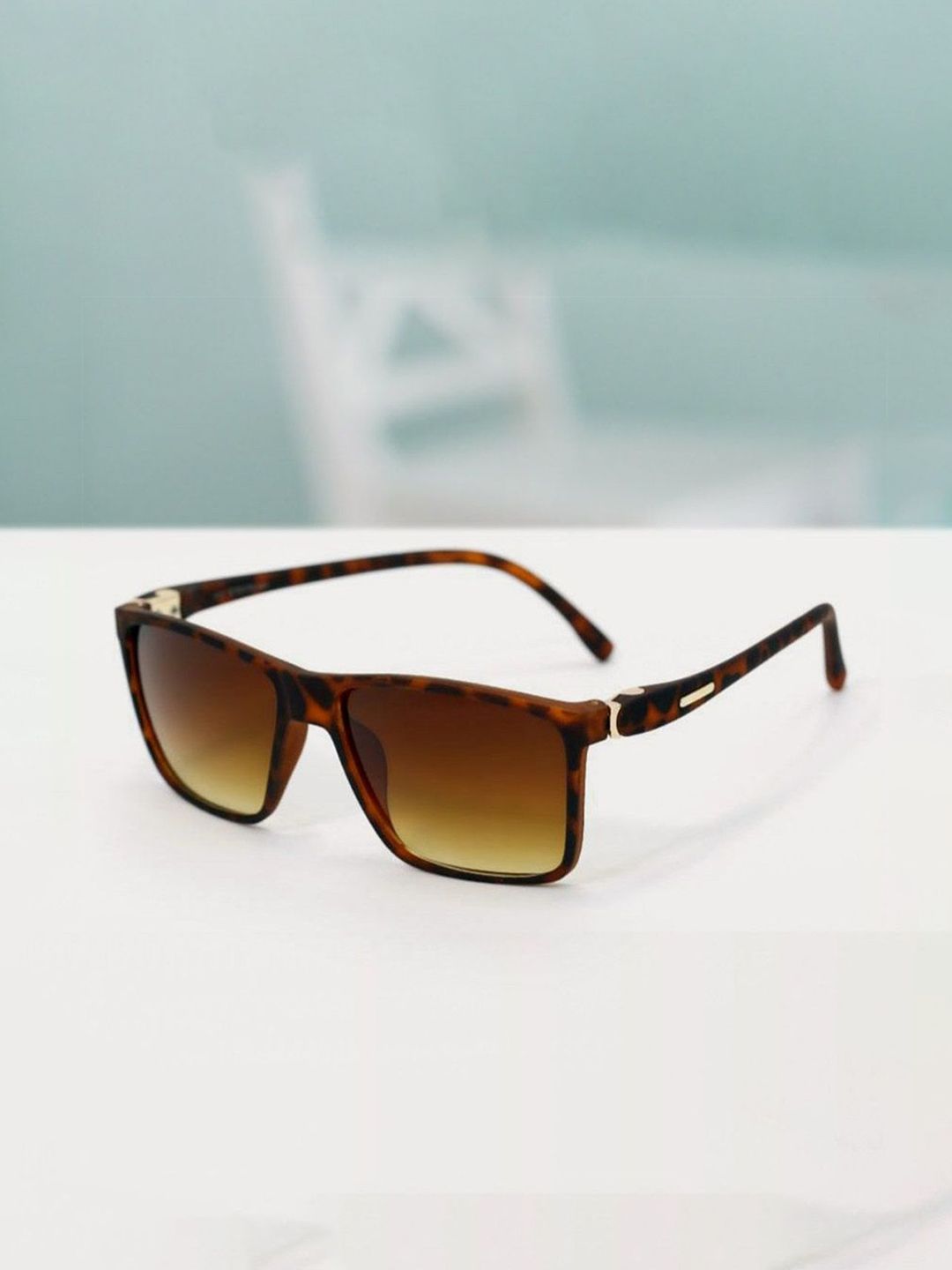 SUNNIES Unisex Square Sunglasses with  UV400 Protected Lens SNS-049-NEW-Gradient.Brown