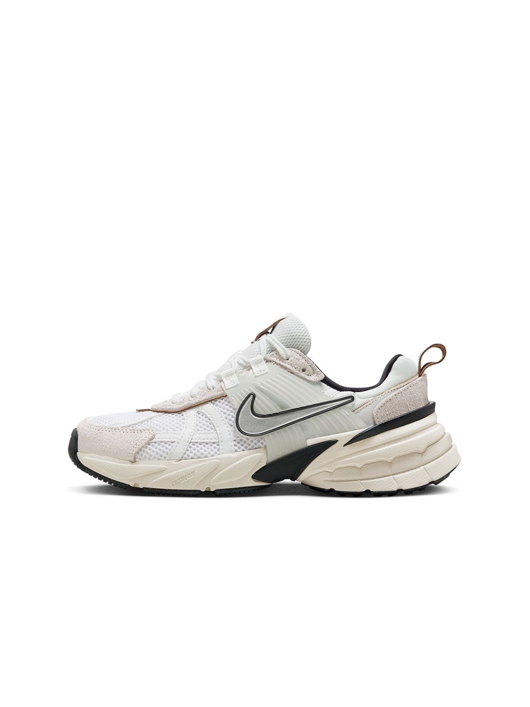 MUSE de Deuxieme Classe 【NIKE】 V2A RUN Buy Nike V2K Run Shoes - Sports Shoes for Women 30111590 | Myntra