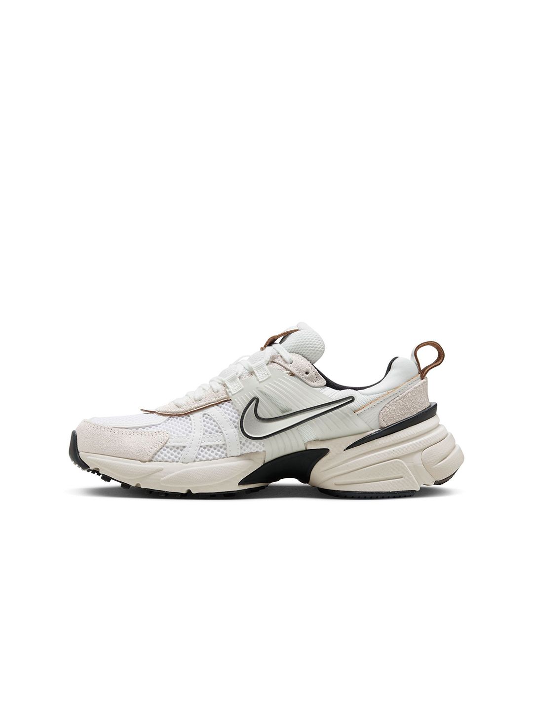 Buy Nike V2K Run Shoes - Sports Shoes for Women 30111590 | Myntra