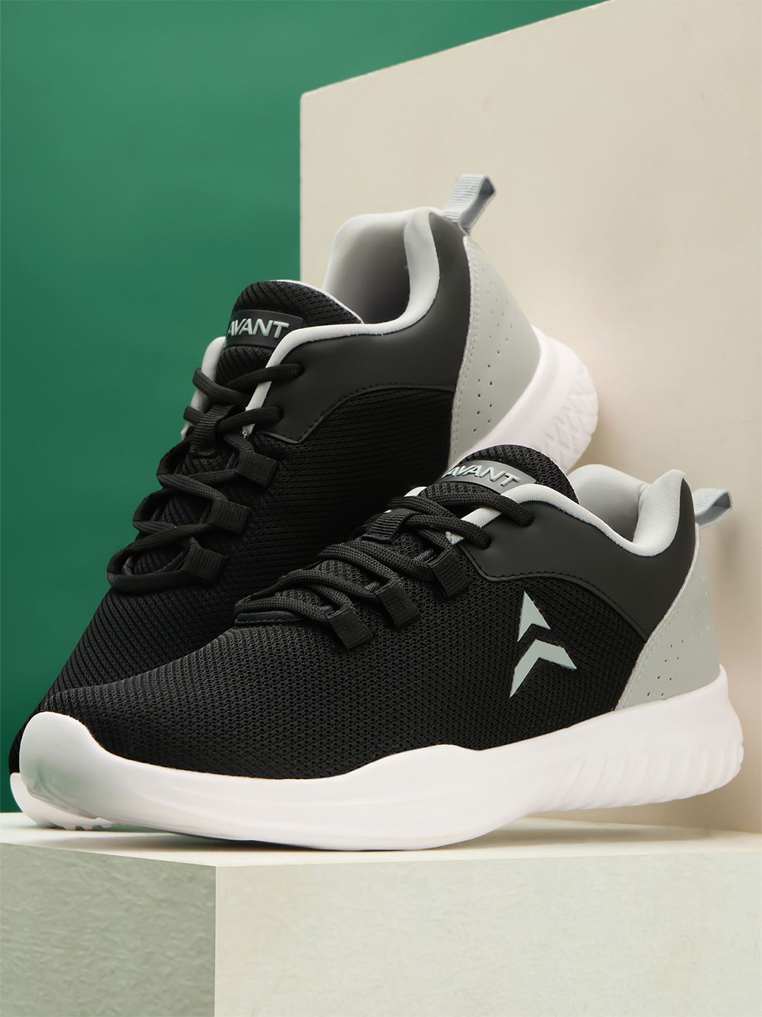 AVANT Men's Pulse Mesh Walking Shoes