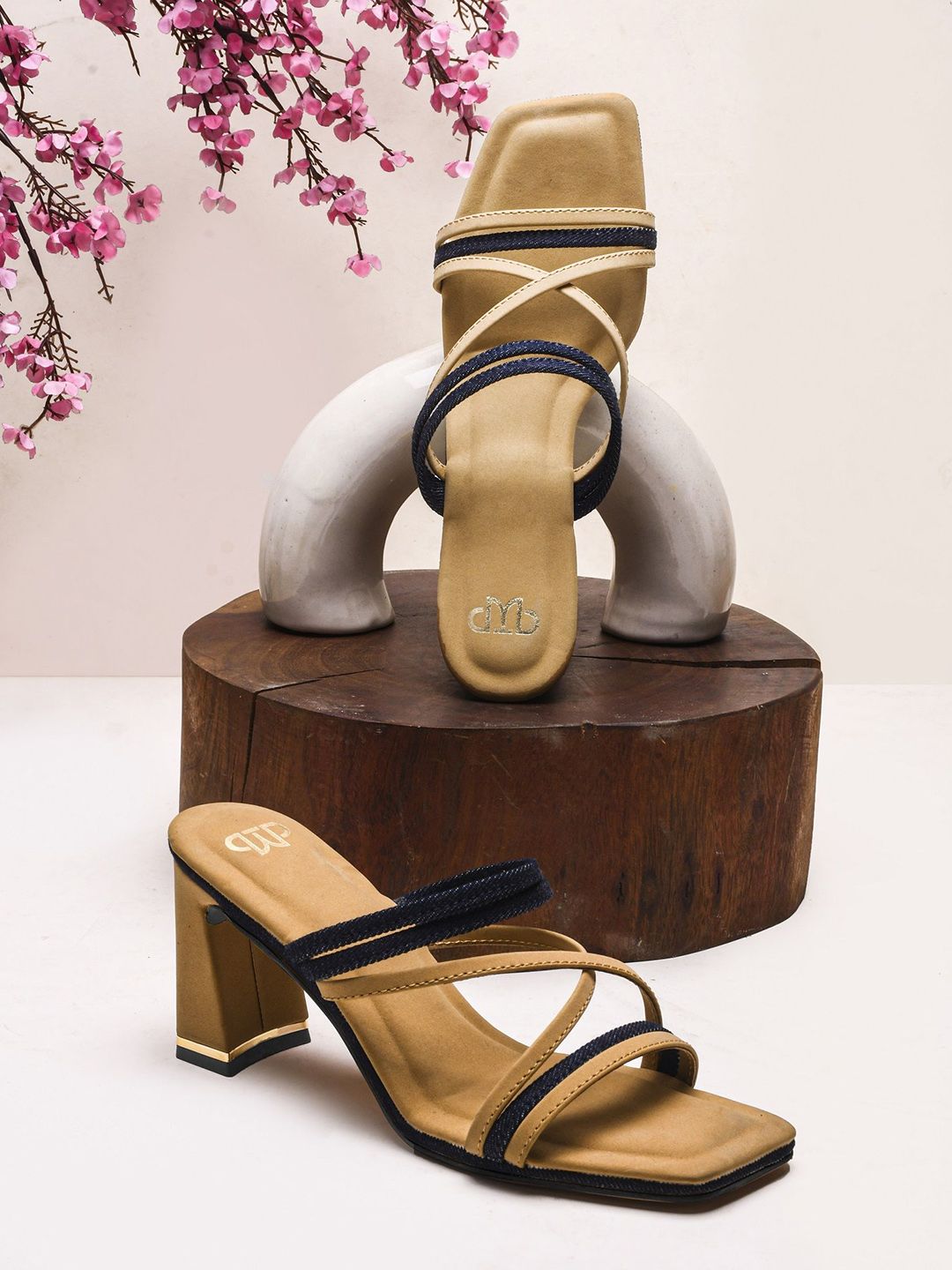 THE WHITE POLE Women Block Heel Sandals