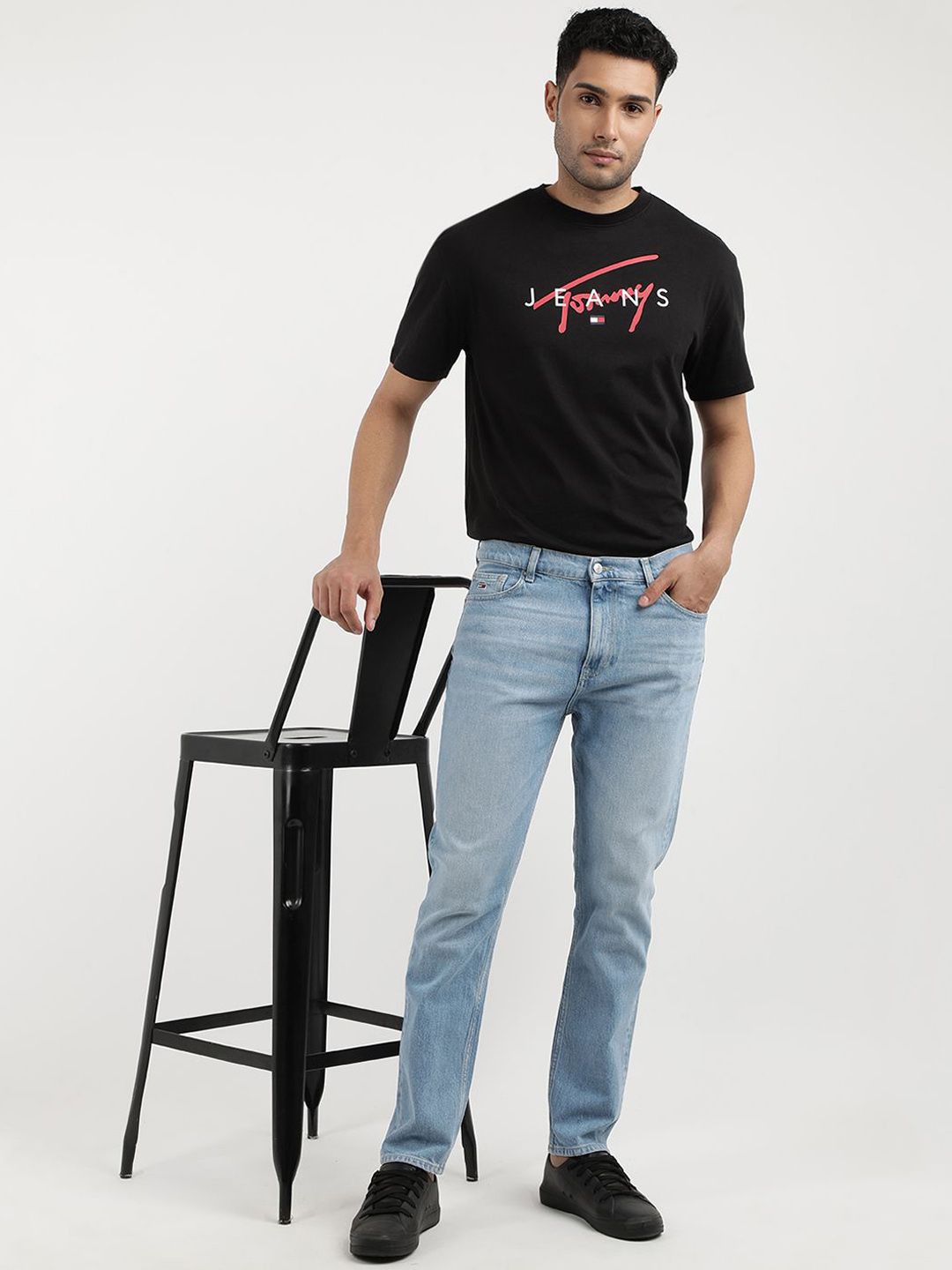 Tapered Fit Light Fade Jeans