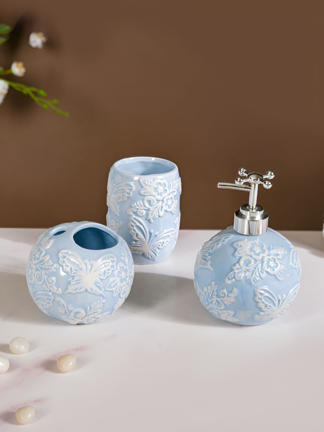 Nestasia Blue & Silver-Toned 3 Pieces Textured Ceramic Bath Accessories Set