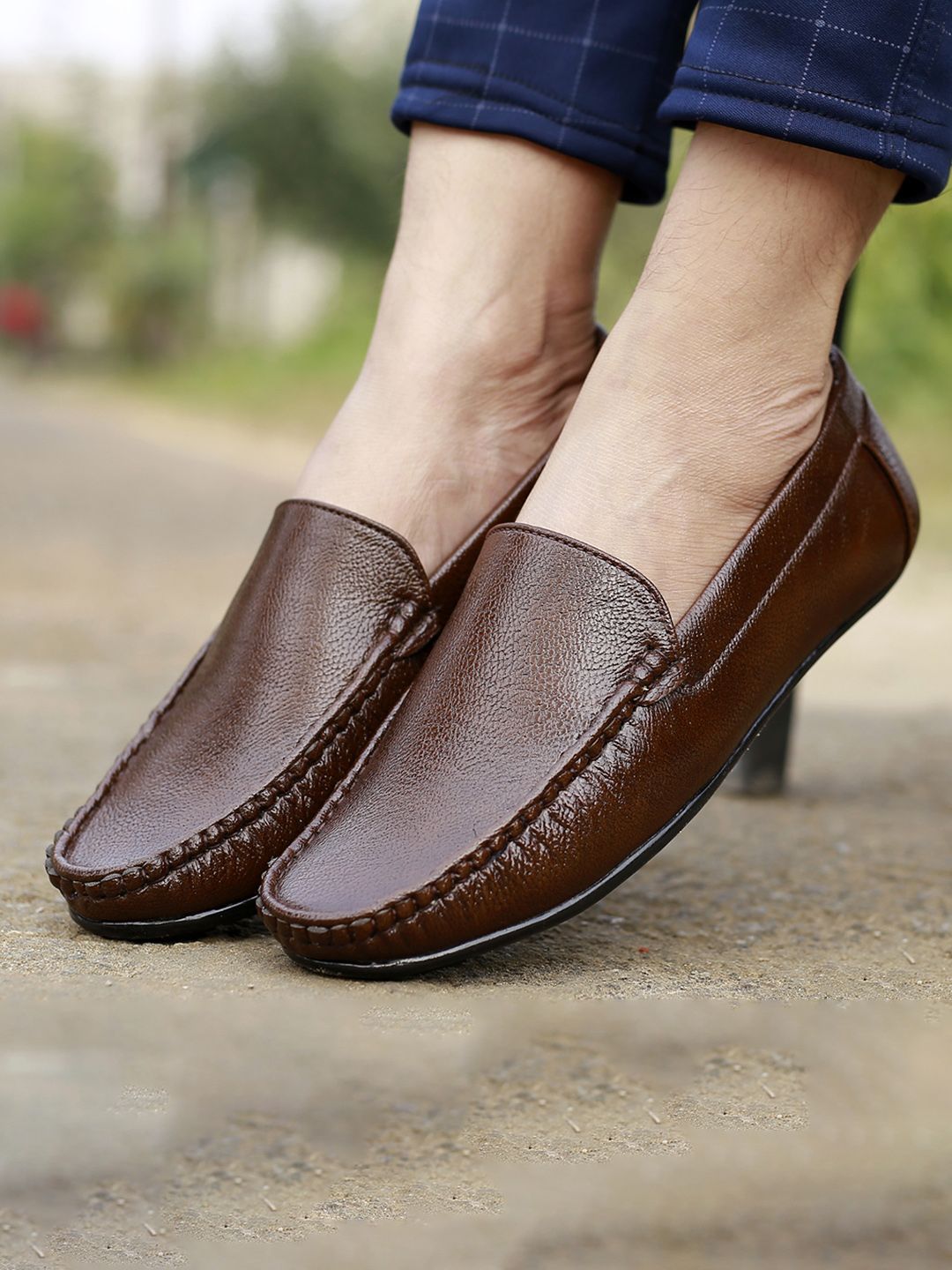 HERE&NOW MenTextured Round Toe Slip-on Formal Loafers