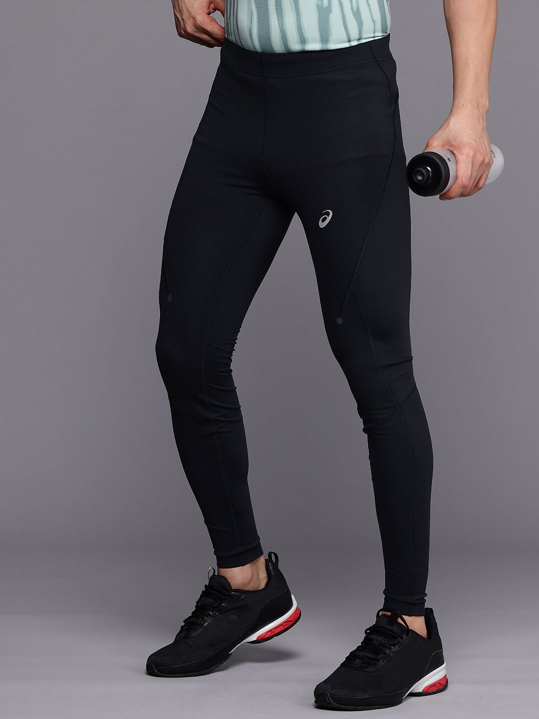 e8d7c2e2-47e2-4841-8018-