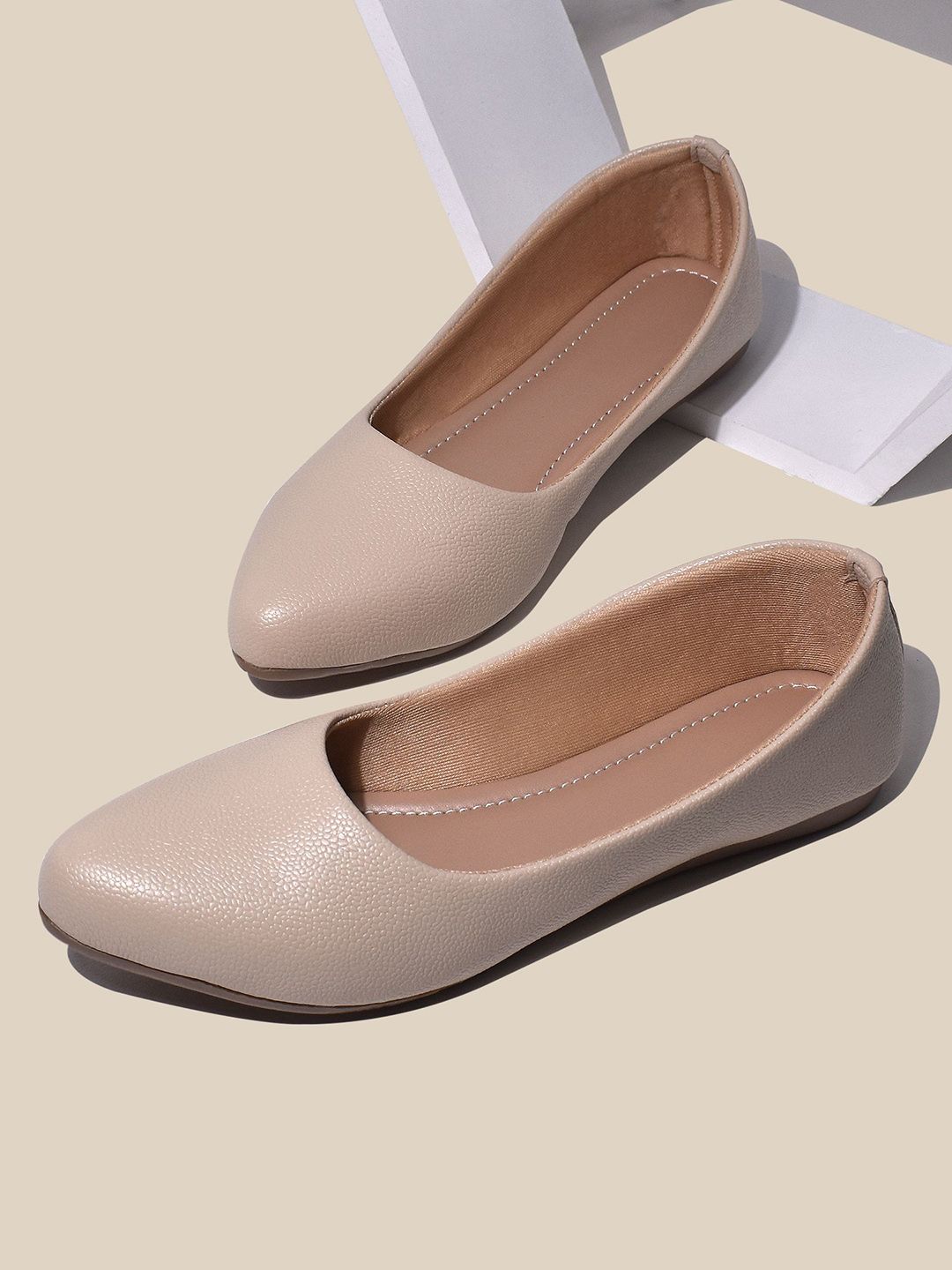 YASSIO Women Textured Ballerinas