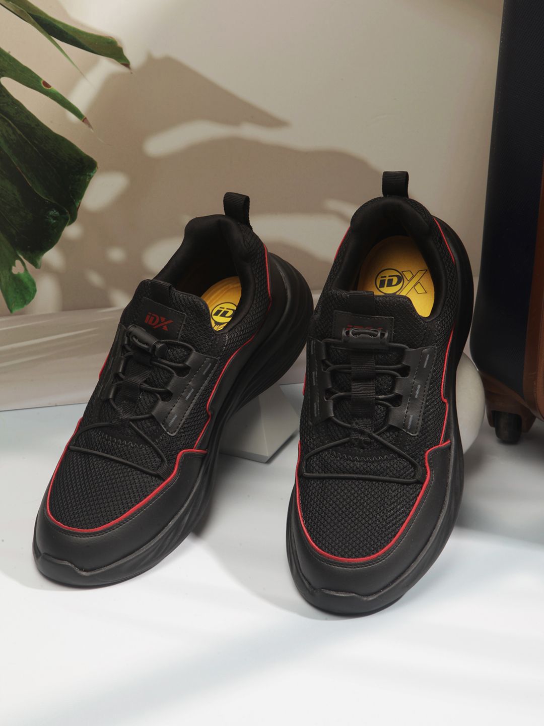 ID Men Sneakers