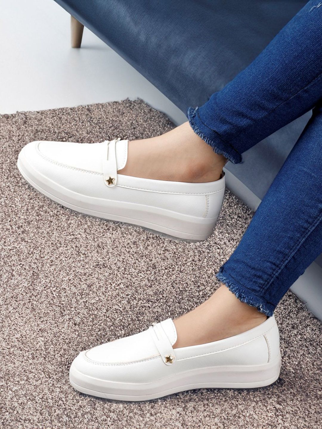 Bxxy Women Round Toe Slip-On Loafers