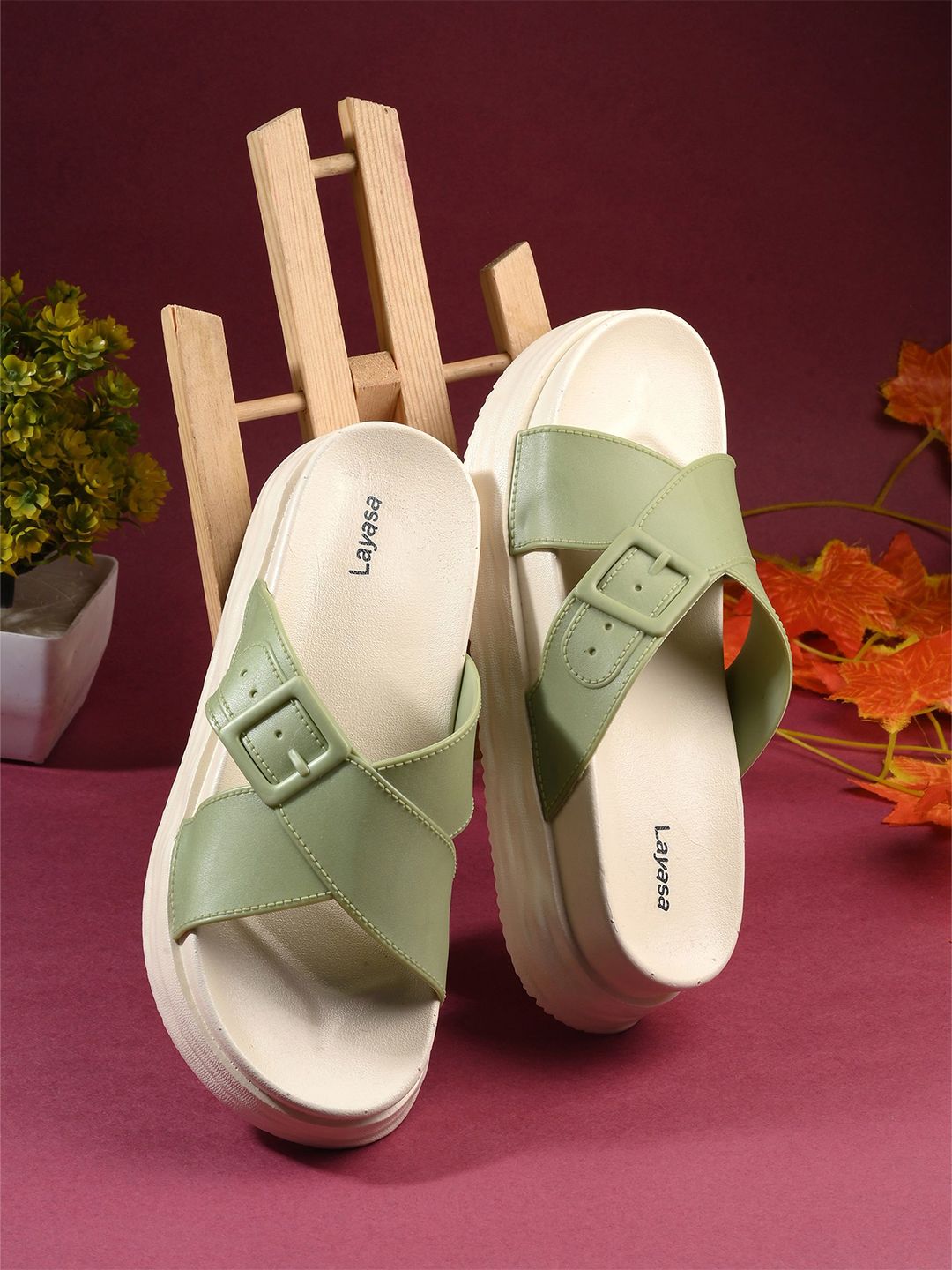 Layasa Women Rubber Buckle Detail Sliders