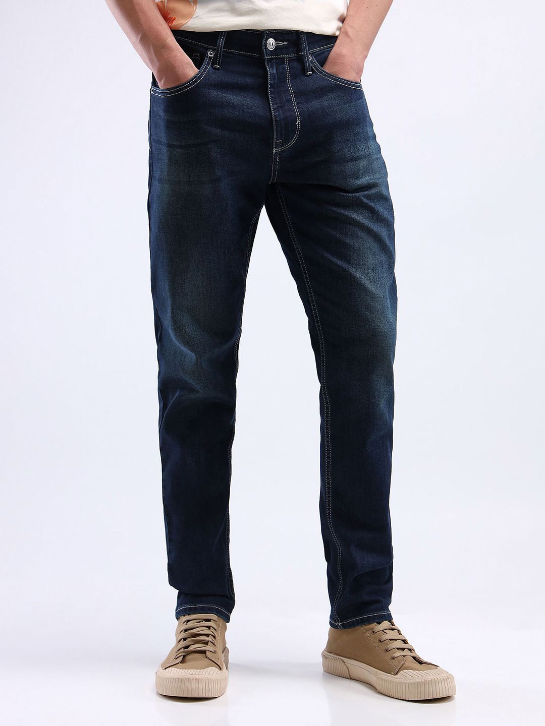 Flying Machine Flying Machine Men Tapered Fit Light Fade Jeans