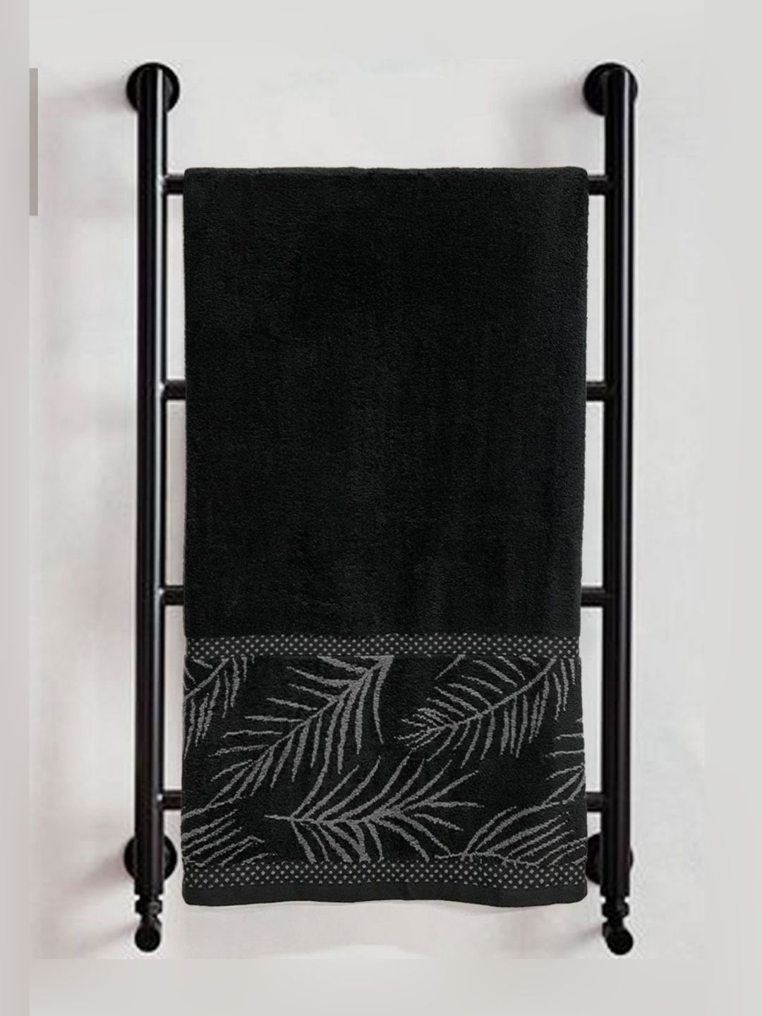 Myntra Elegant Homes Black & White Printed Pure Cotton380 GSM Bath Towel