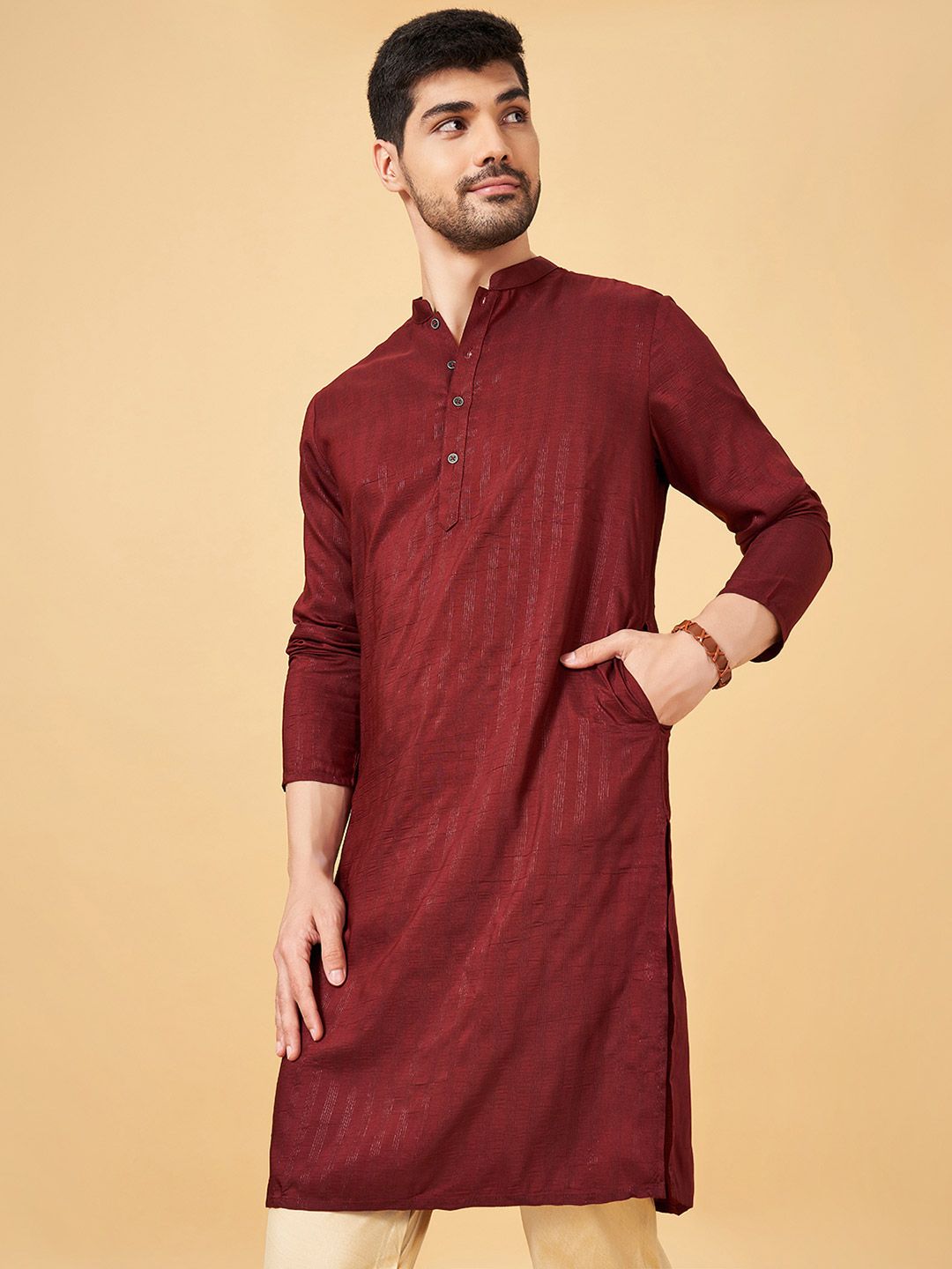 indus route by Pantaloons Striped Band Collar Straight Kurta