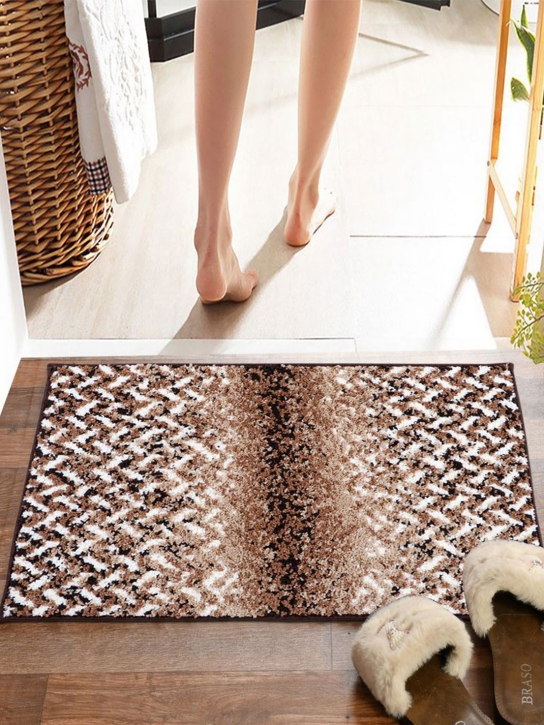 Pano Brown & White Geometric 2000 GSM Anti-Skid Bath Rugs