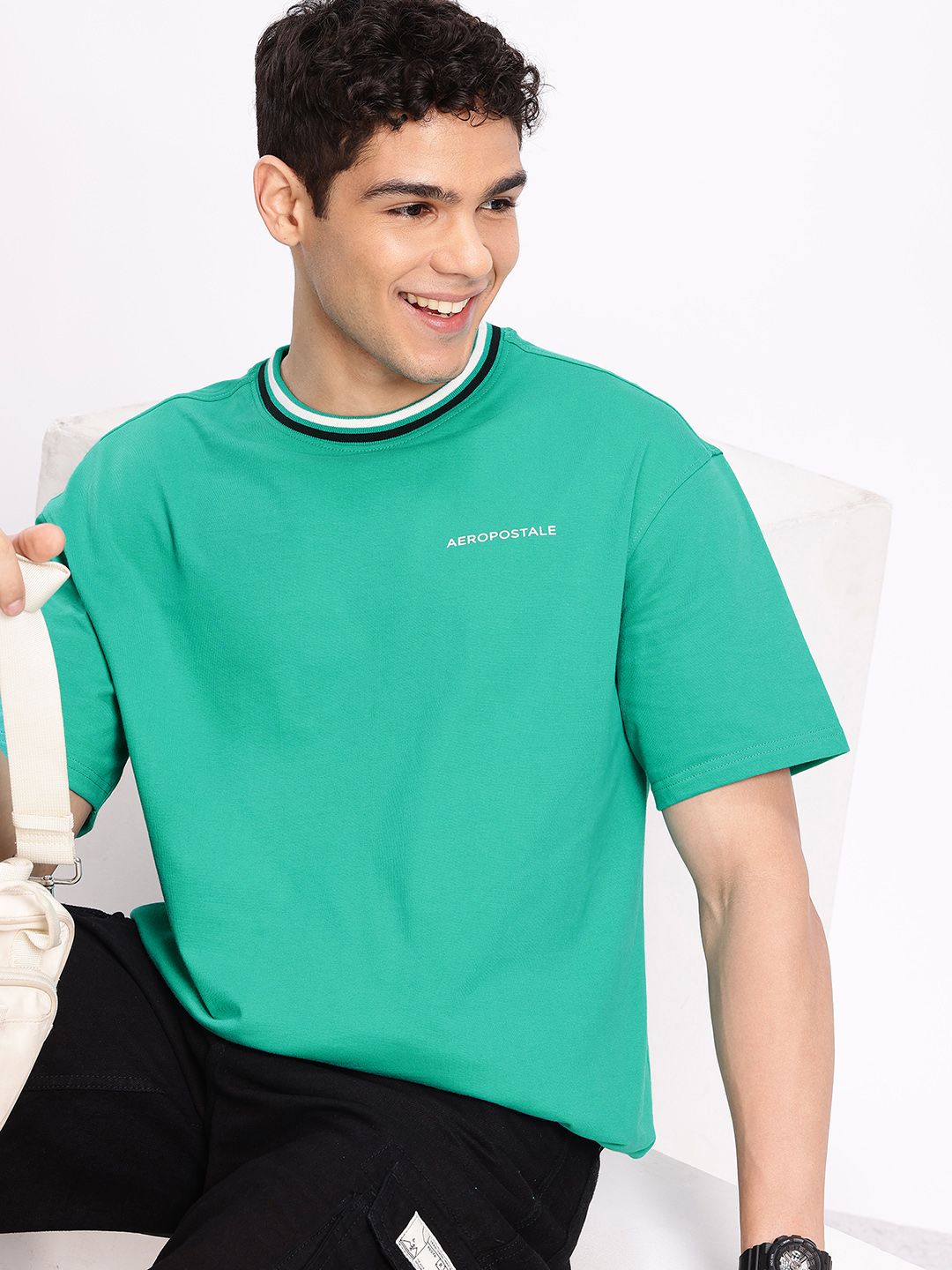 Aeropostale Relaxed Fit Drop-Shoulder Sleeves Pure Cotton T-shirt