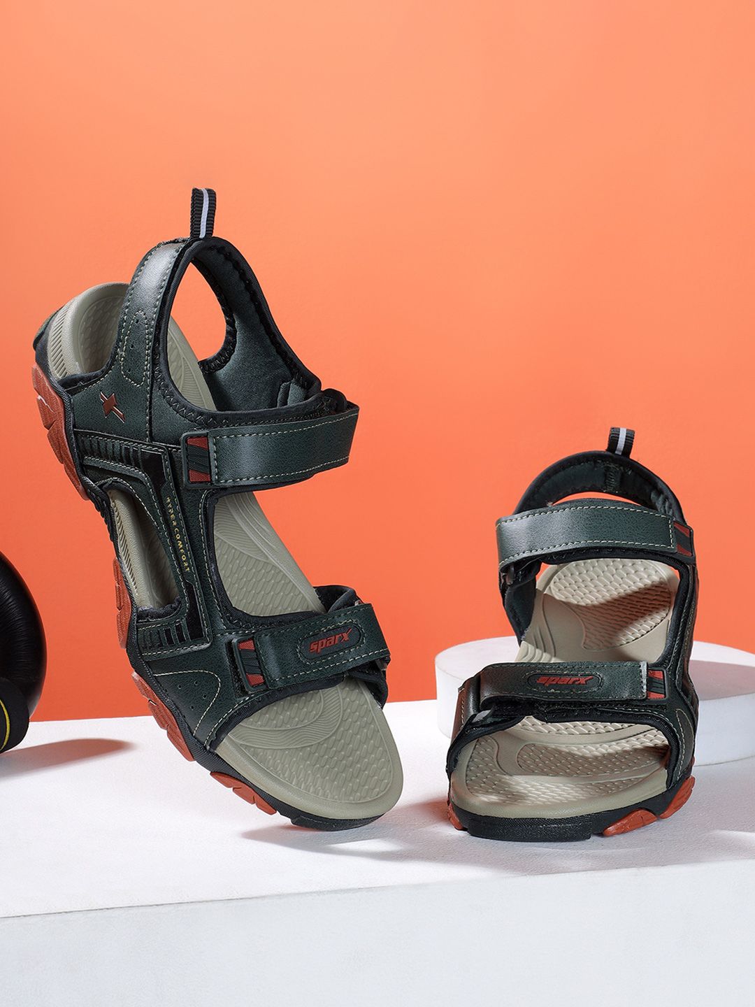 Sparx SS-663 Men Textured Sports Sandals