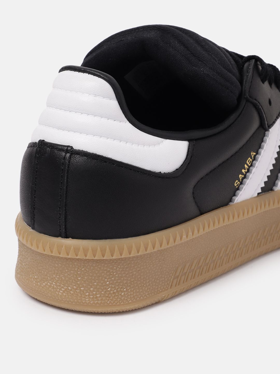 Buy ADIDAS Originals Unisex Samba XLG Leather Sneakers - Casual Shoes for Unisex 30418408 | Myntra Buy ADIDAS Originals Unisex Samba XLG Leather Sneakers - Casual Shoes for Unisex 30418408 | Myntra