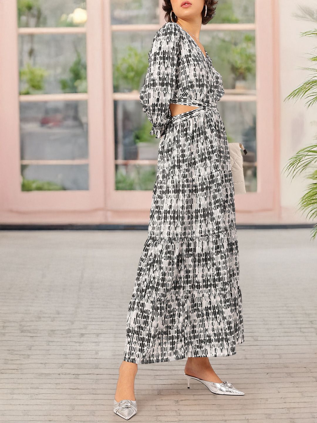 DressBerry X fwd Printed Cut-Out Monochrome Maxi Dress