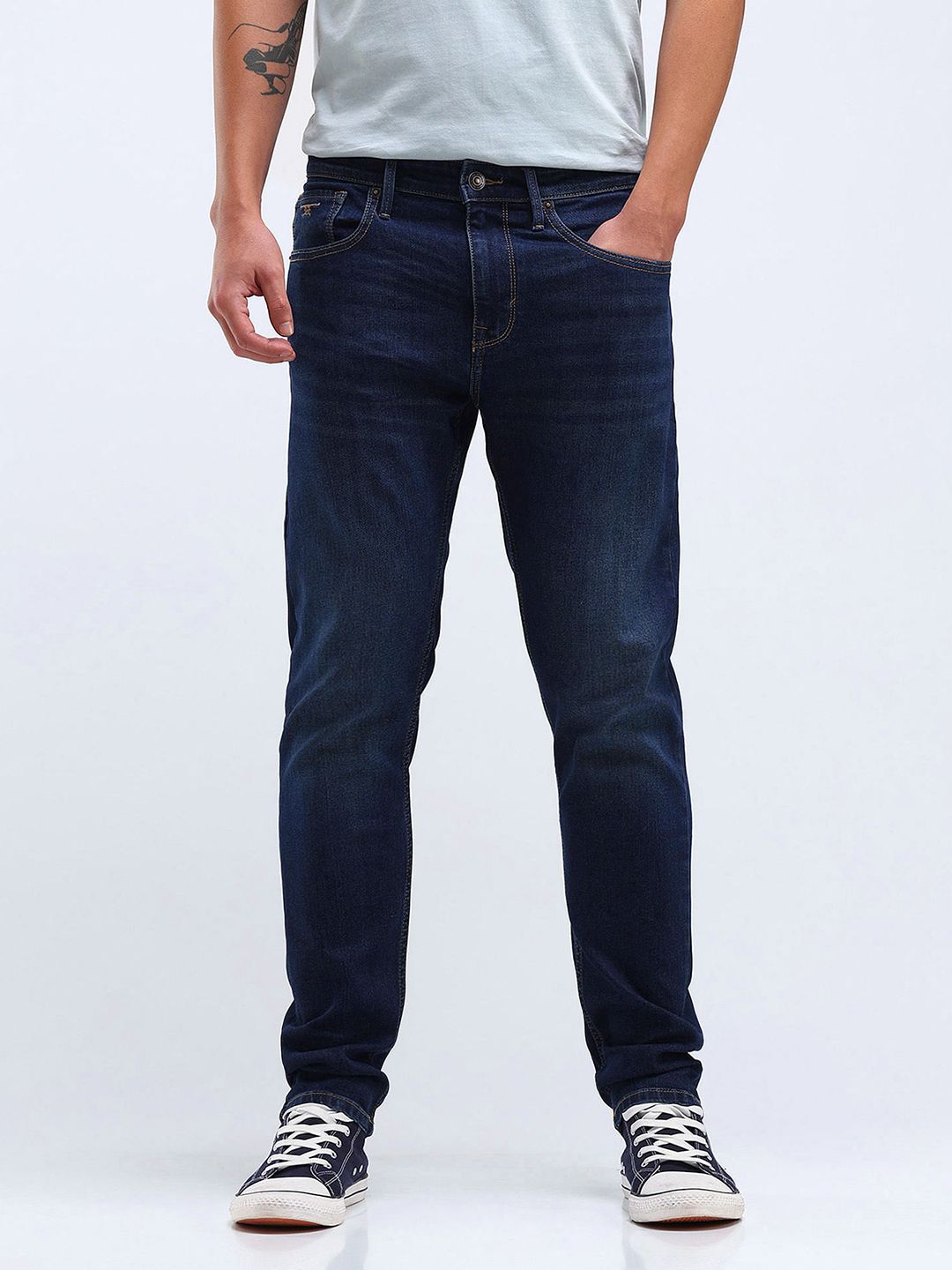 Flying Machine Men Tapered Fit Light Fade Stretchable Jeans