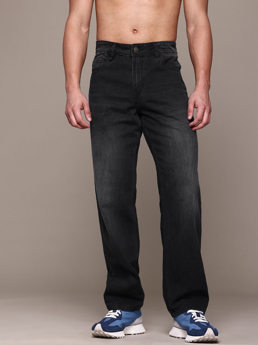 Buy The Roadster Life Co. Men Straight Fit Light Fade Stretchable