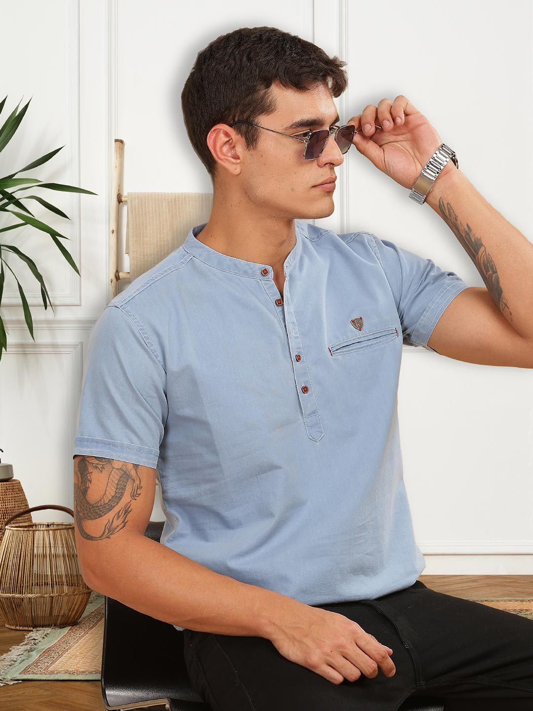 Kuons Avenue Band Collar Denim Straight Short Kurta