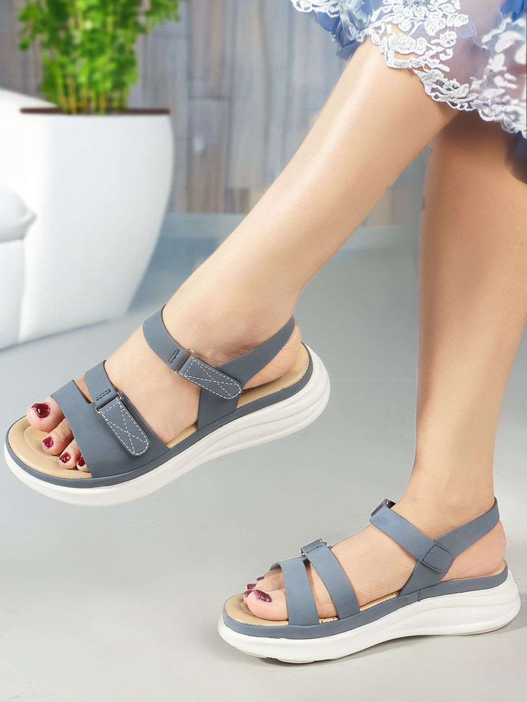 Carlton London Wedge Sandals