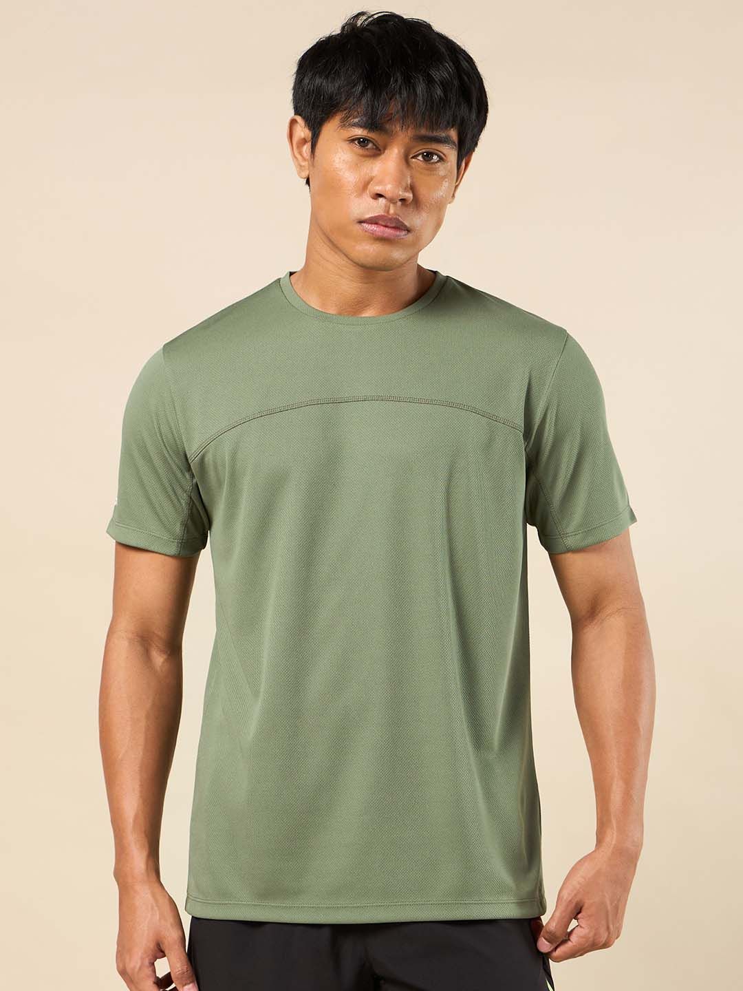 CULT Men Moisture Wicking Solid Round Neck T-shirt