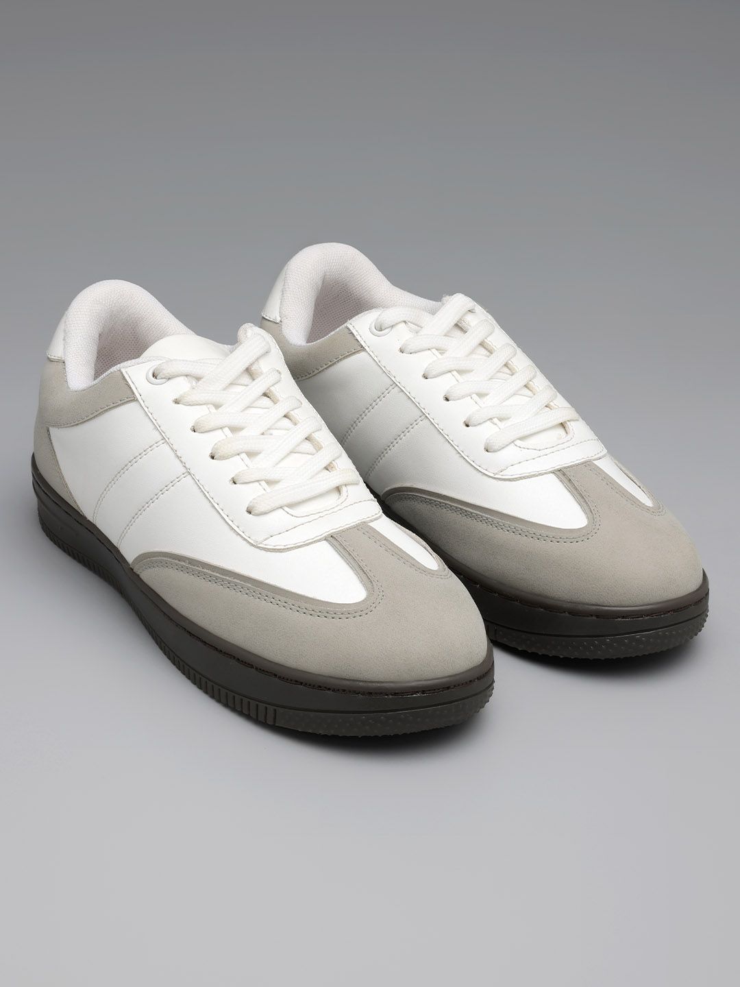 Lino Perros Women Colourblocked PU Sneakers