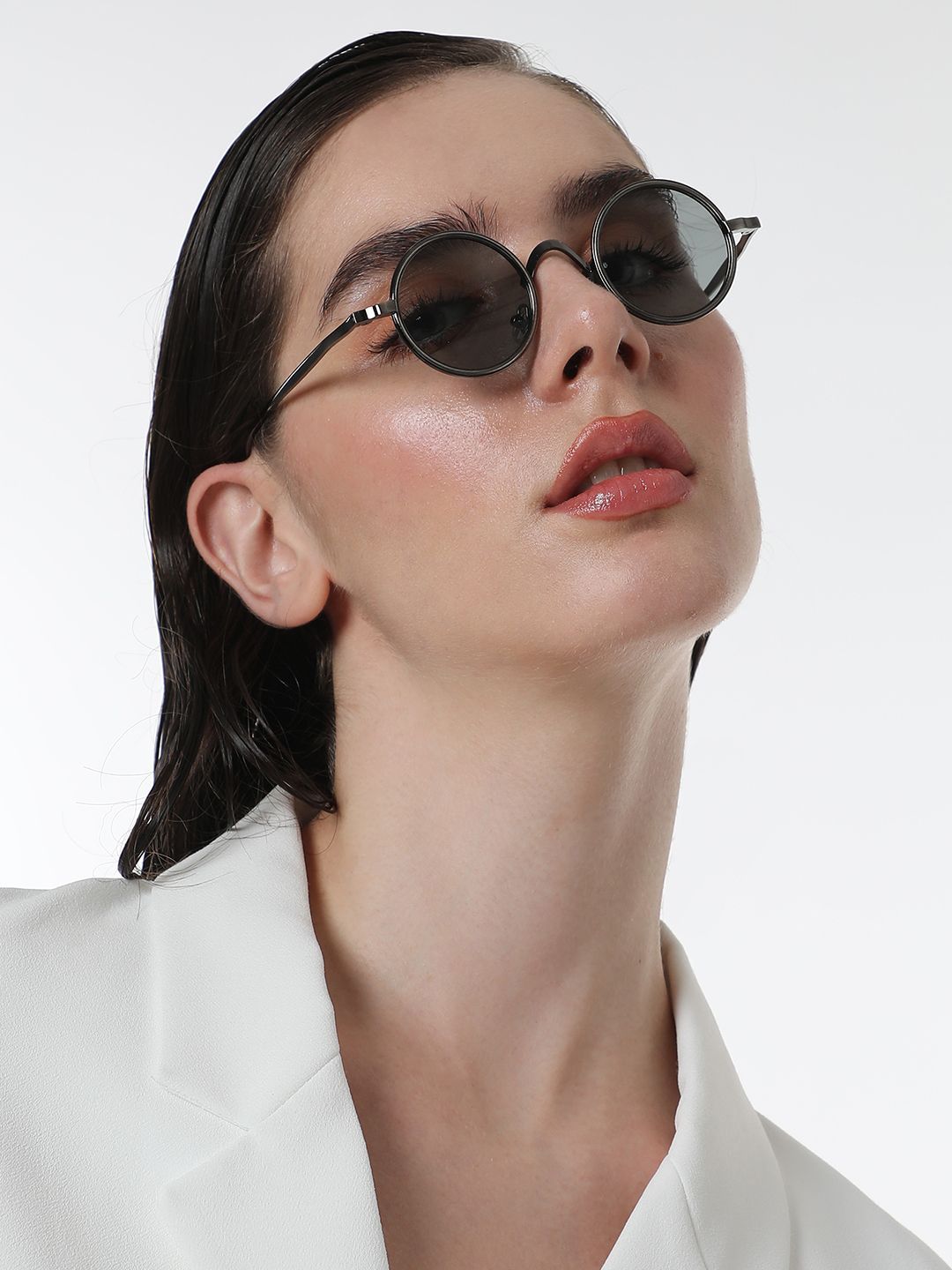 HAUTE SAUCE by Campus Sutra Women Round Sunglasses with Polarised Lens AW24_HSSG2720