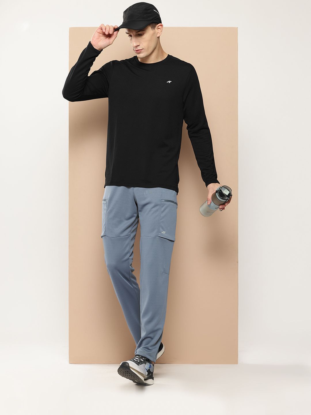 Alcis Solid Slim Fit T-shirt