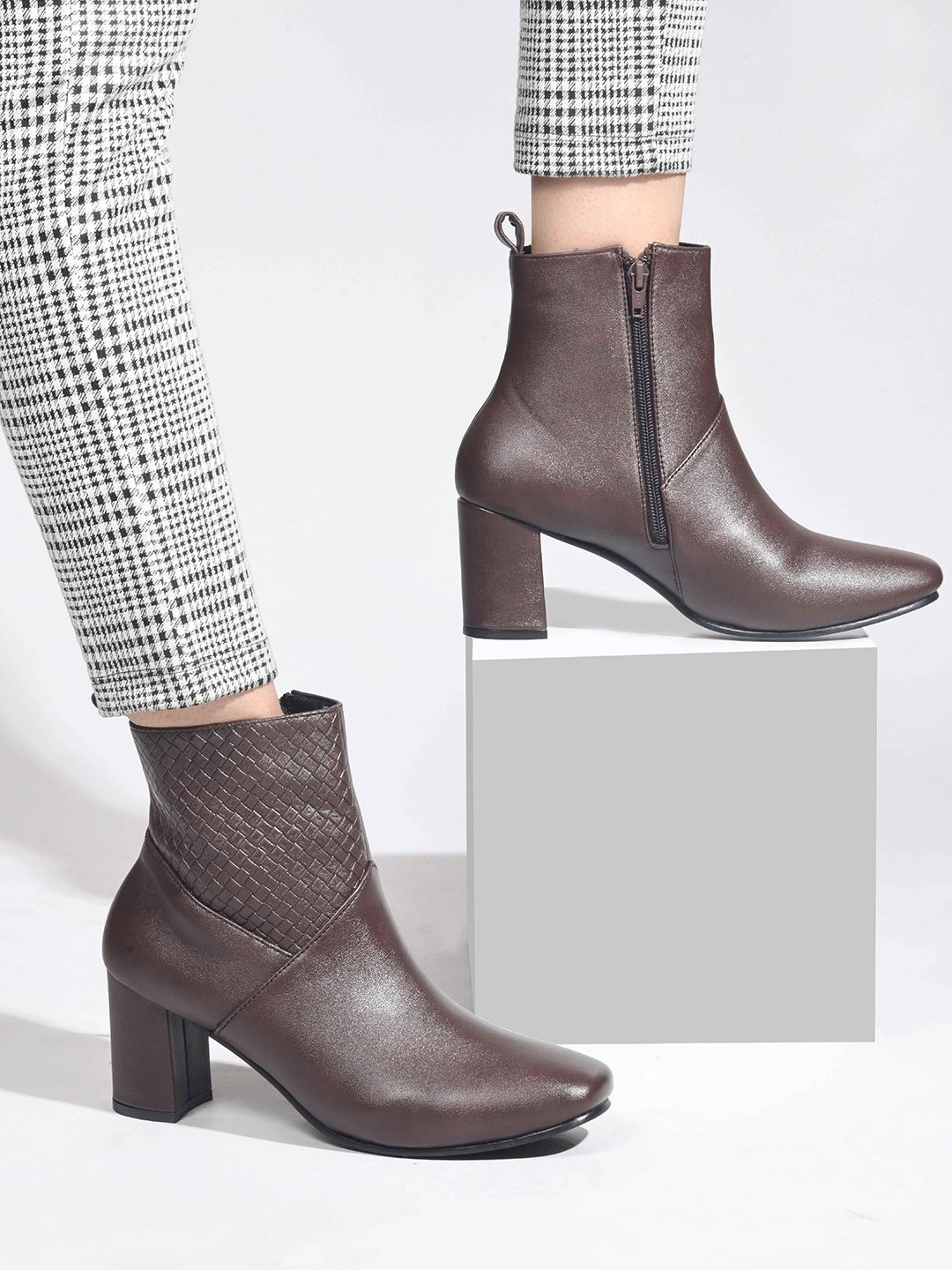 SHUZ TOUCH Women Textured Regular Boots