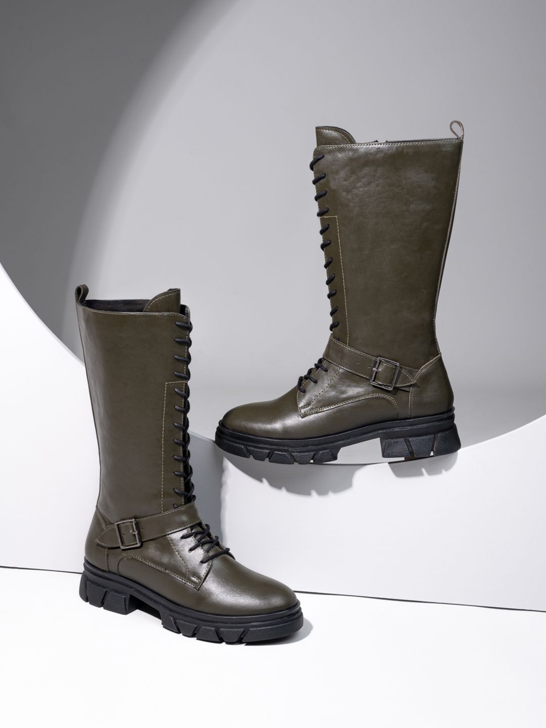 Roadster The Roadster Lifestyle Co Women Round Toe High-Top Regular Boots